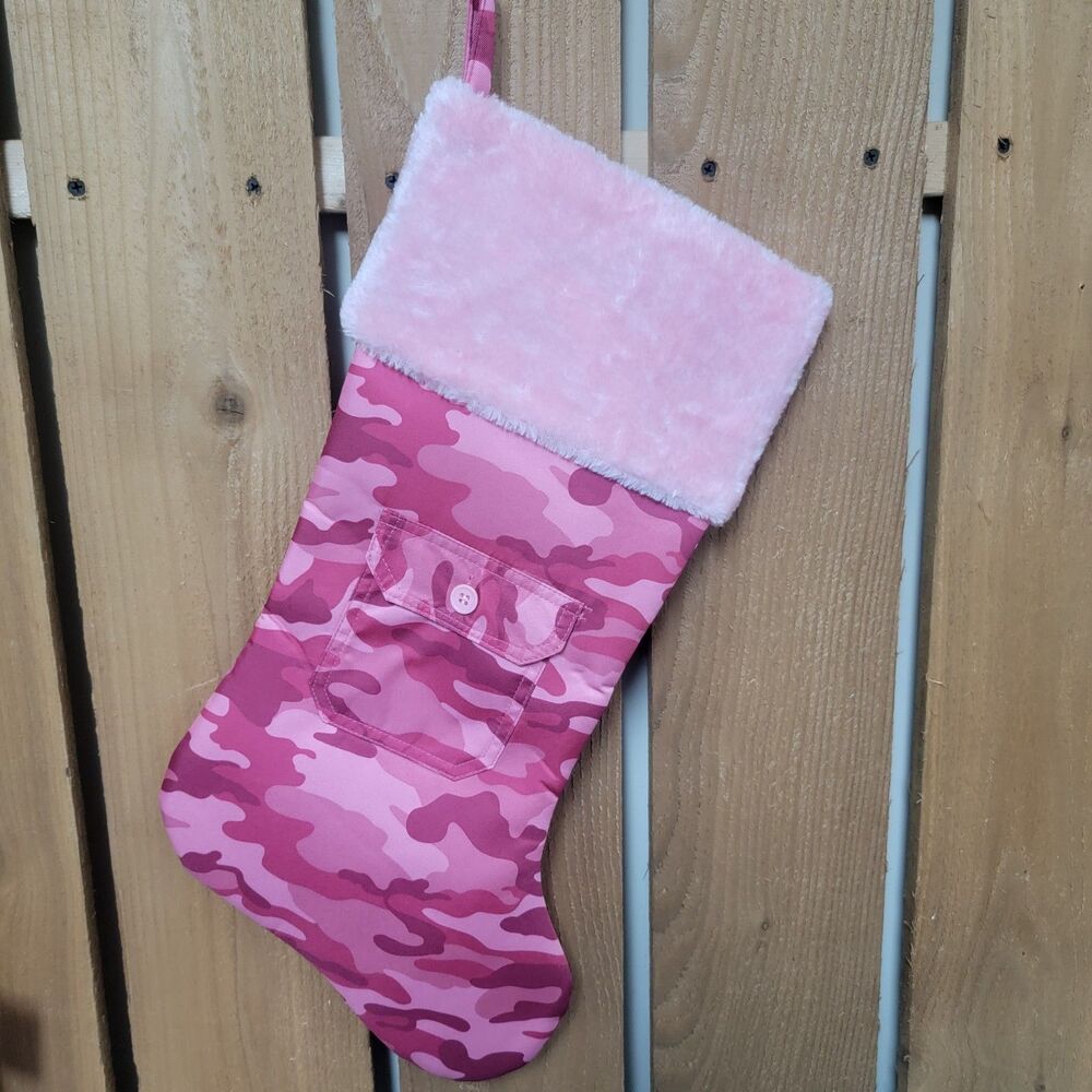 Camouflage Camo Christmas Stocking Pink 20.5 Inch Hook Pocket NWT